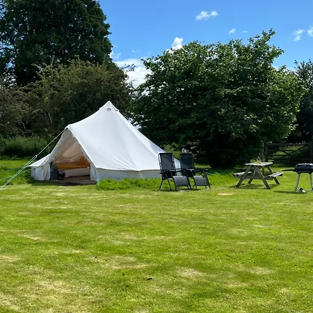 Hotel Fords Farm Glamping à Oswestry Extérieur photo