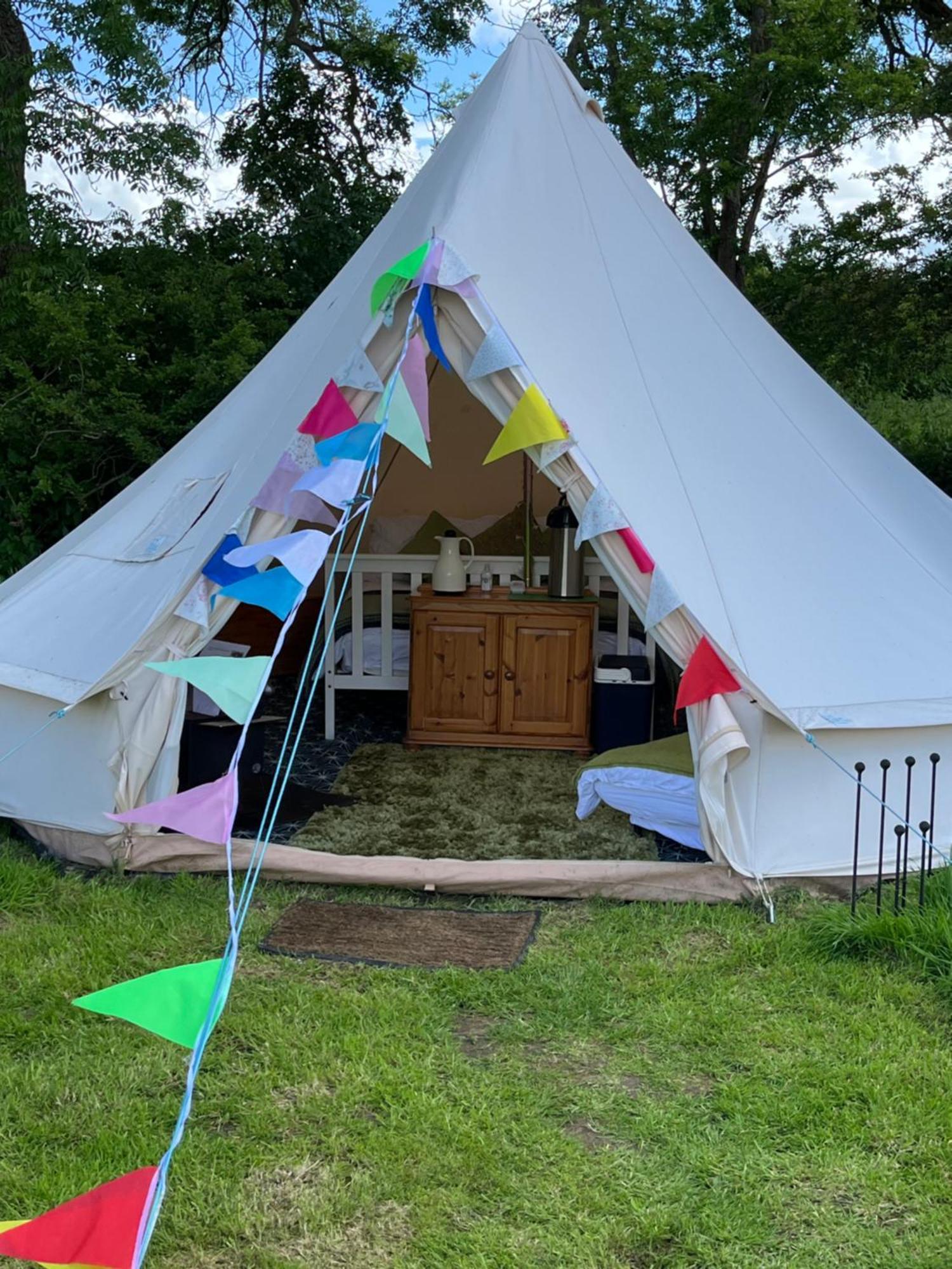 Tente de luxe Fords Farm Glamping Oswestry